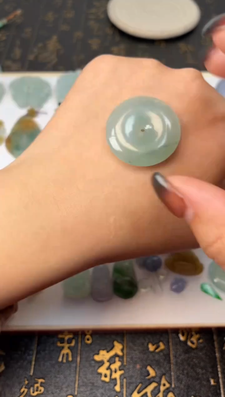 未镶嵌定制翡翠平安扣