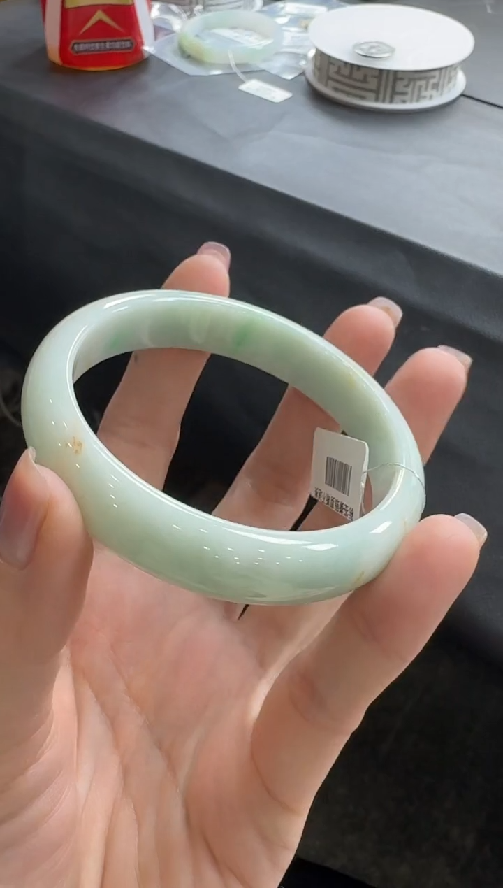 【闪购商品】翡翠手镯未镶嵌K611B-5手镯