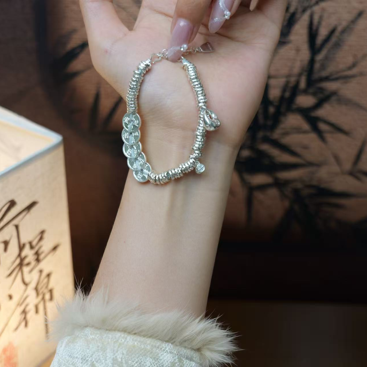 手链 纯手工编织国风五帝钱盘缠手链
