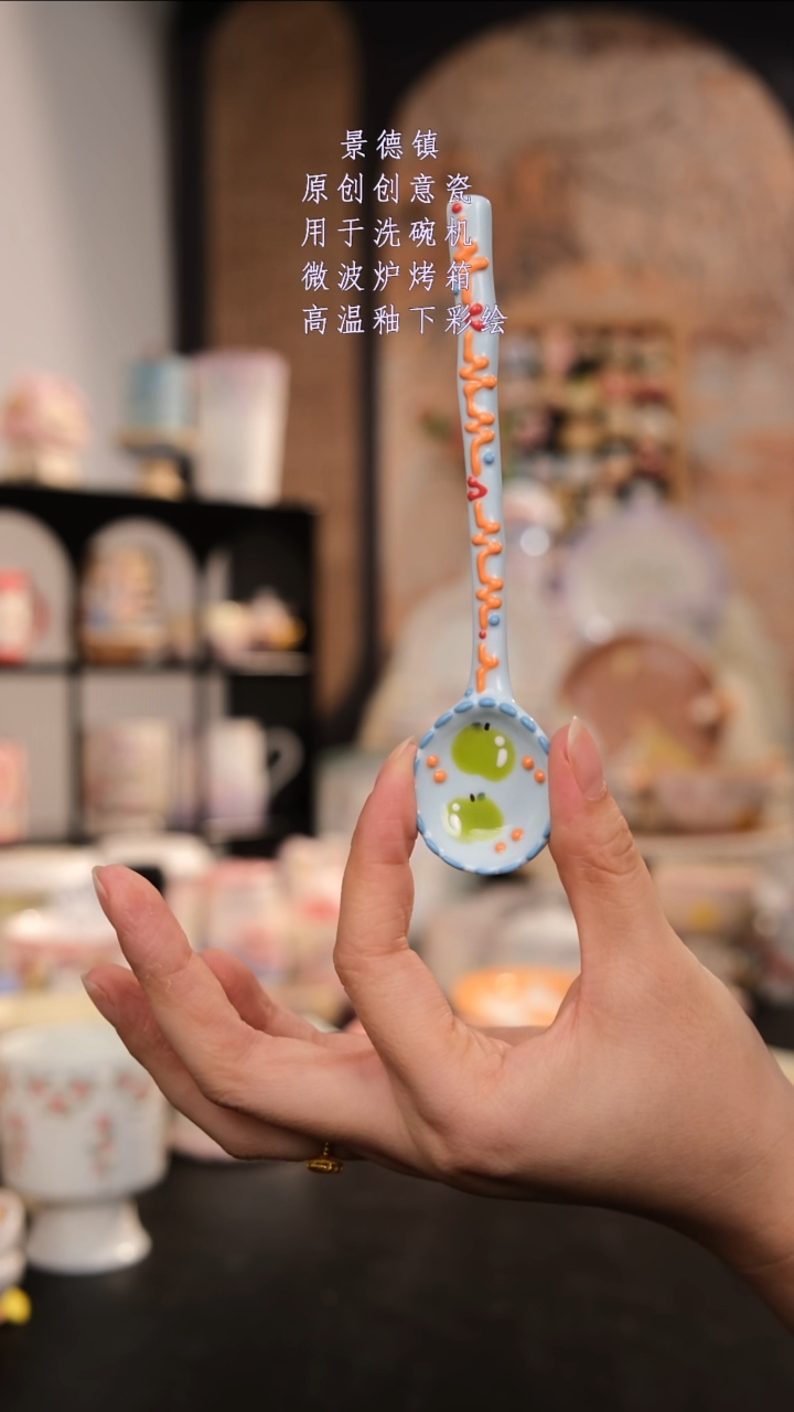 摆件景德镇手工手绘设计师款