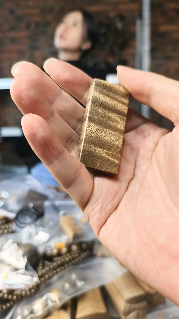 【闪购商品】楠木（金丝楠）把件无事牌