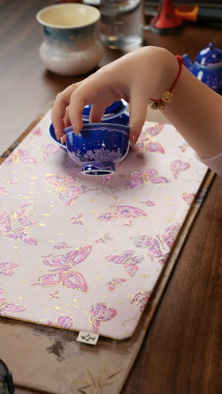 青云茶斋陶瓷茶具楚门窑变冰晶蓝压手杯