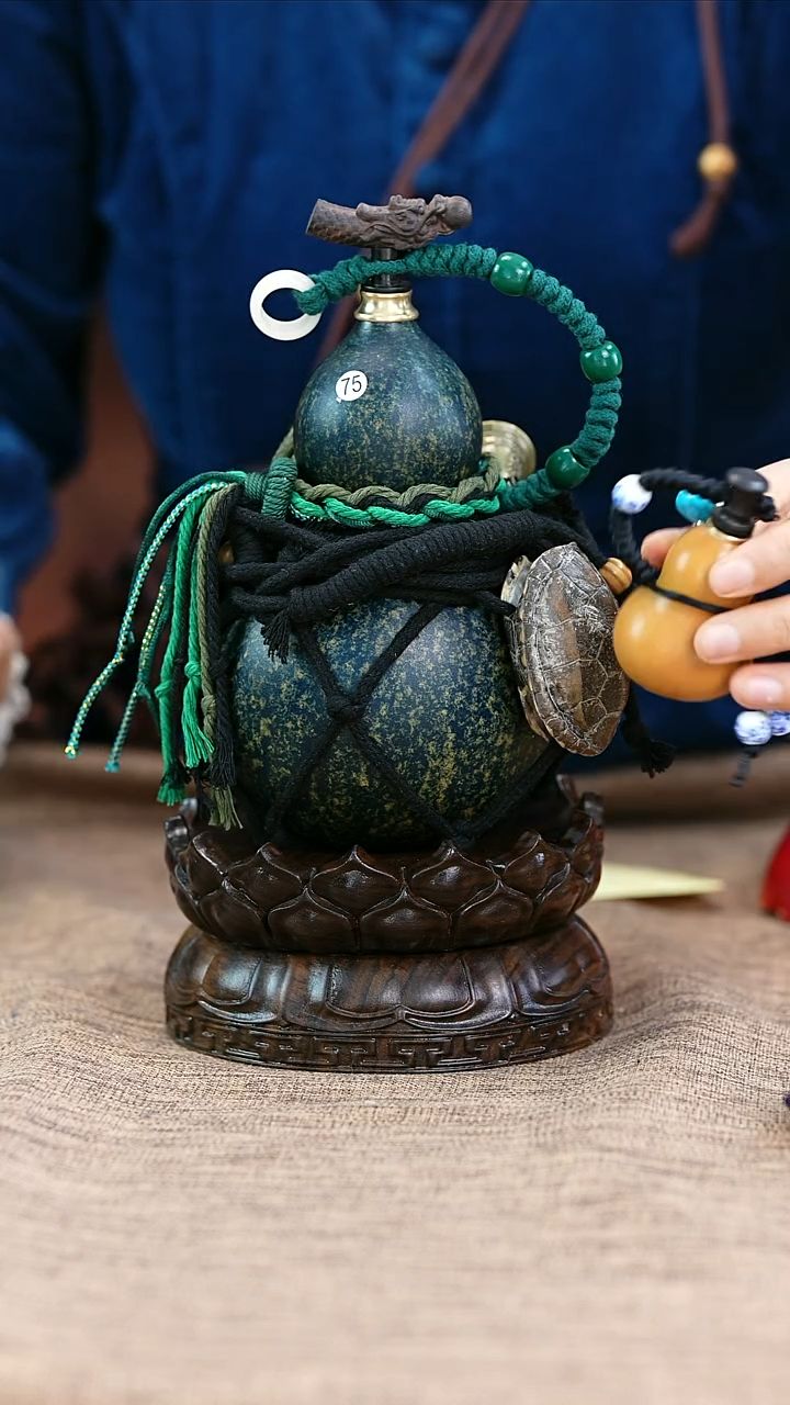 【闪购商品】75—光岳葫天然大漆酒葫芦不含莲花底座