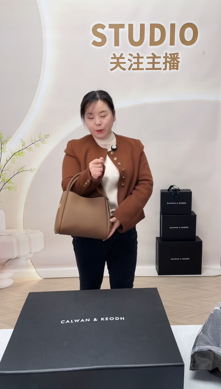 牛皮kiss Kitty撤柜女鞋