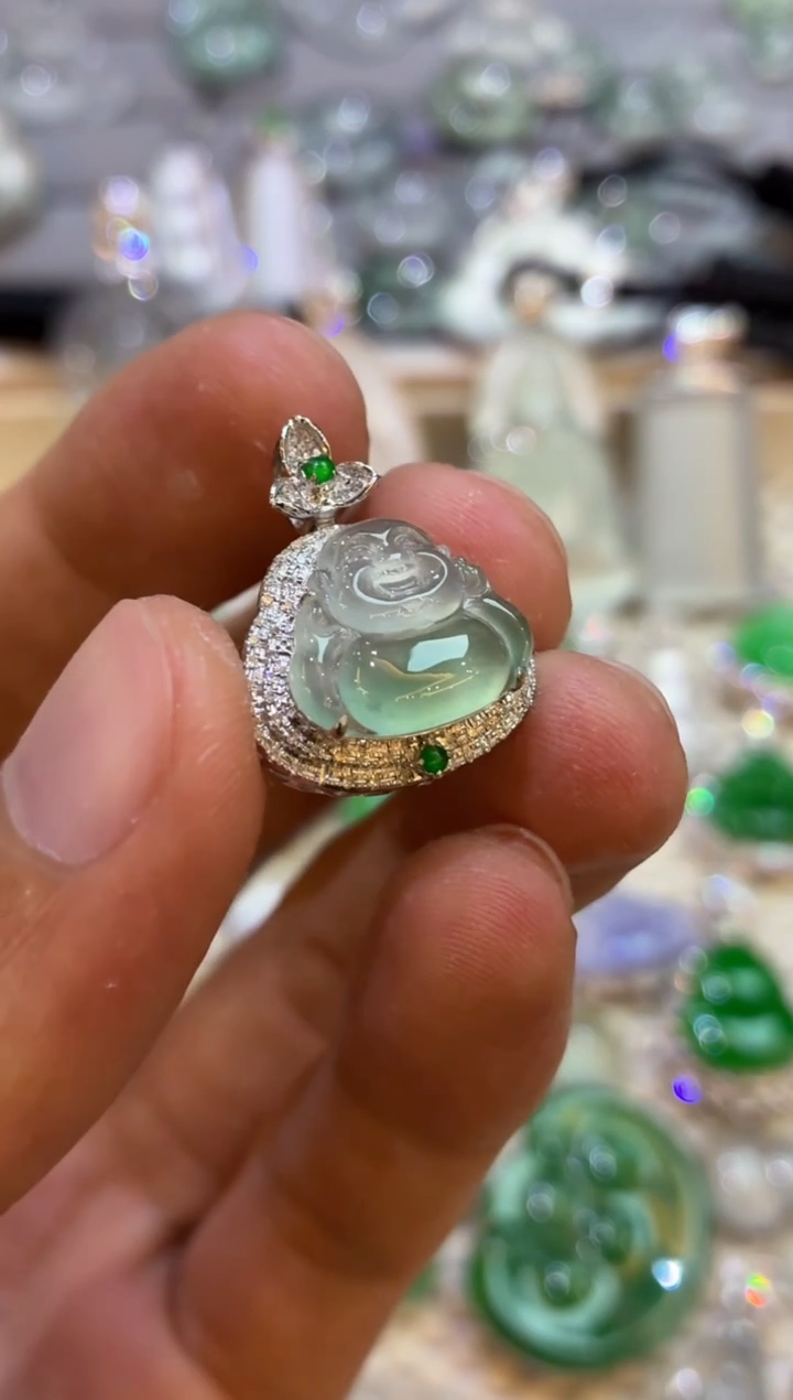 吊坠(不含链)18K金镶嵌翡翠佛公