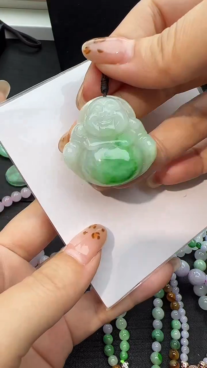颈饰未镶嵌翡翠佛公