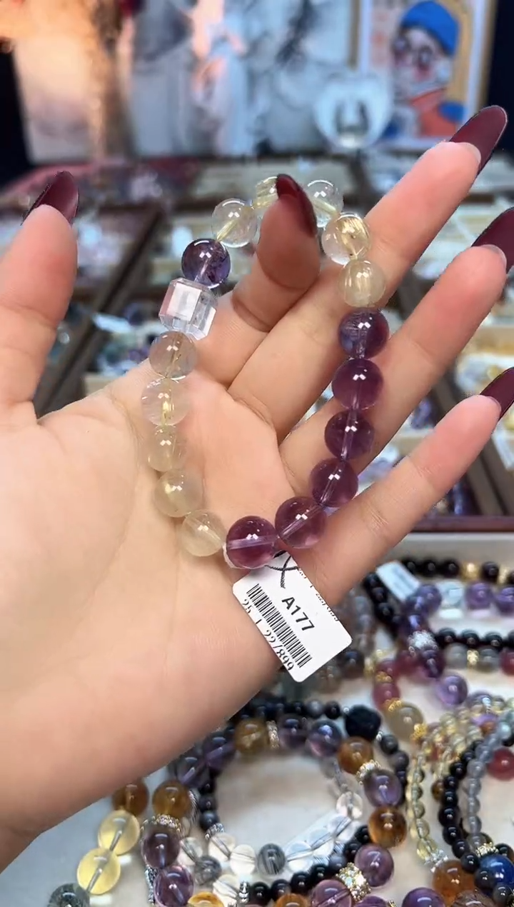 【闪购商品】水晶手链未镶嵌A177 天然紫水+金发+白方糖