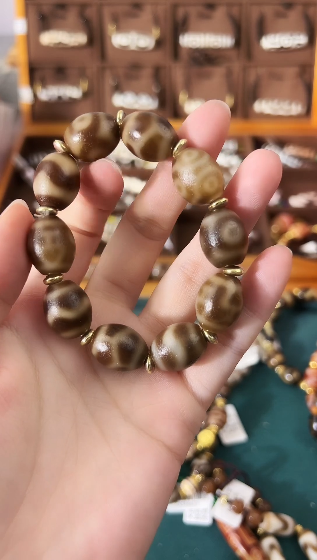 玛瑙/玉髓（覆膜）颈饰合金B****i43.（微瑕）