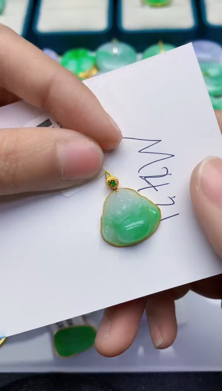 【闪购商品】翡翠颈饰18K金镶嵌000000000