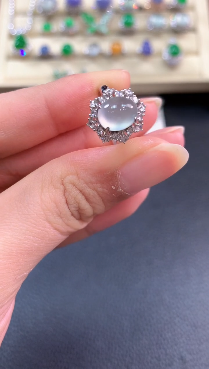 【闪购商品】翡翠戒指18K金镶嵌b104不退换