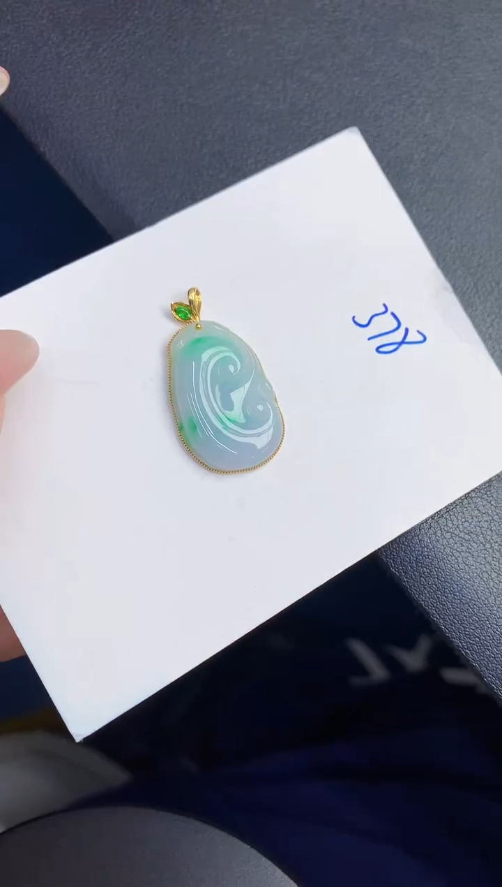 【闪购商品】翡翠颈饰18K金镶嵌0000000000
