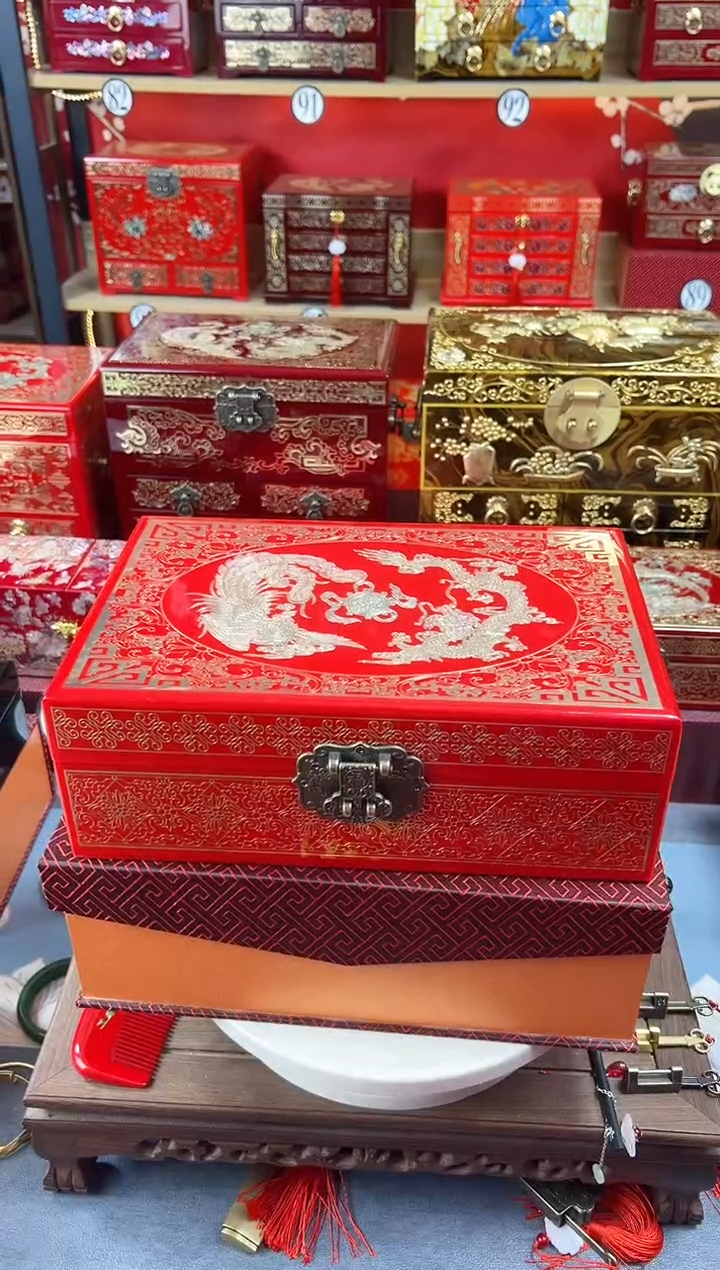 【闪购商品】28厘米双层大空间掐丝螺钿红龙凤呈祥