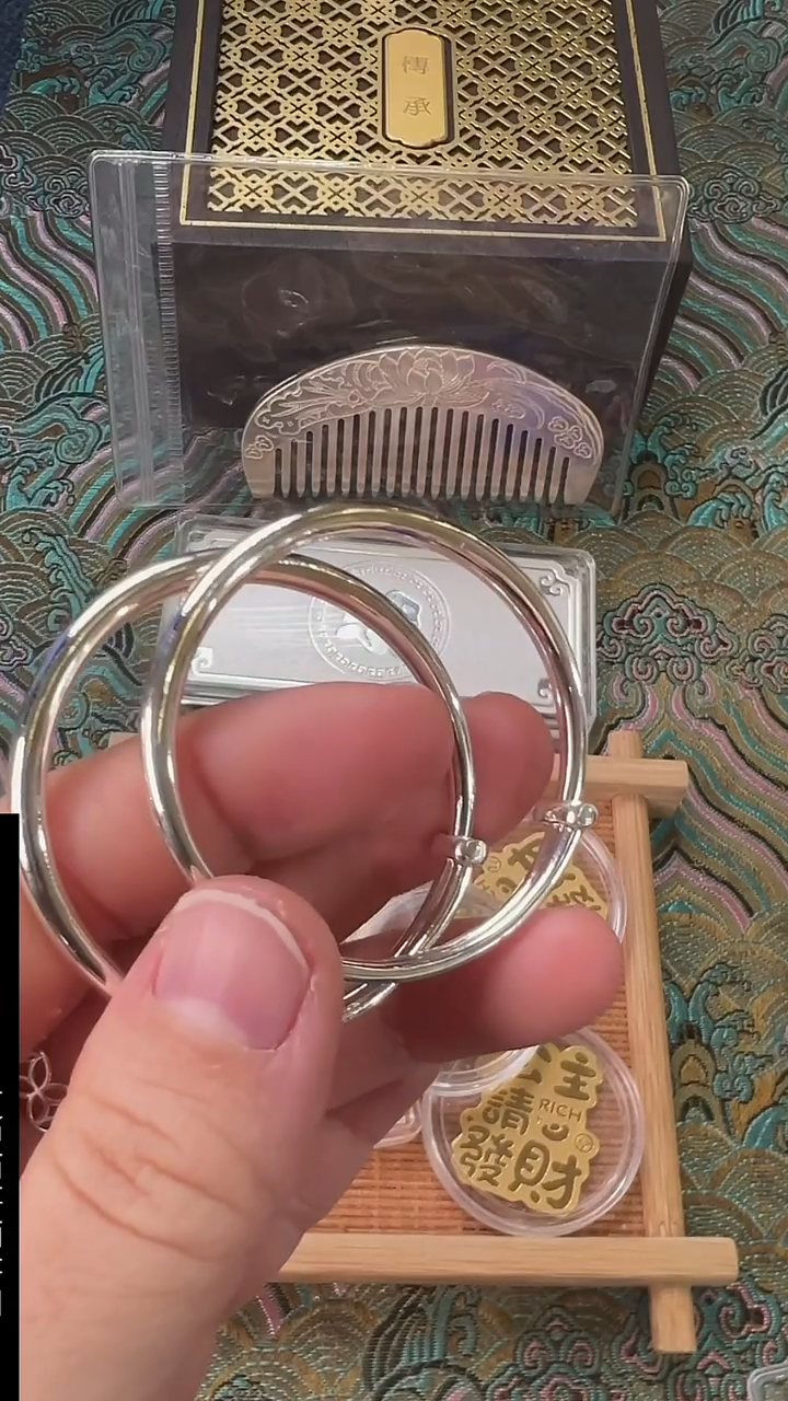 无足银直播间闪购 素圈推拉宝宝收租  24.6