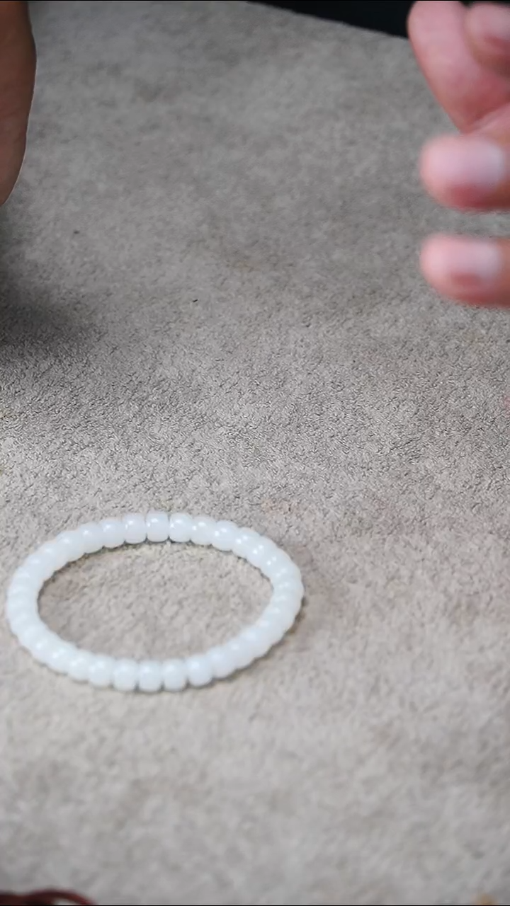 未镶嵌和田玉手链和田玉 卡7 顶级 俄芭莎