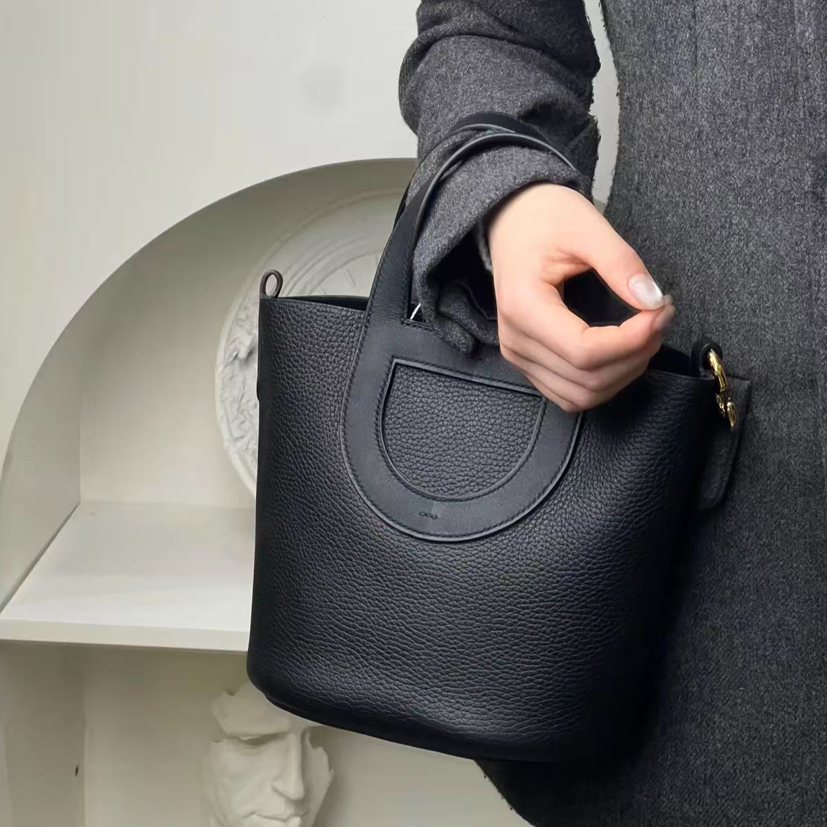 99新 Hermes/爱马仕 猪鼻子菜篮子18黑金b刻/甄选