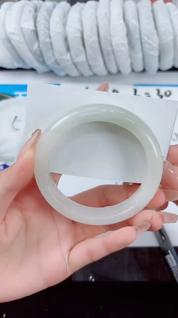 石英质玉手镯未镶嵌42-（60）