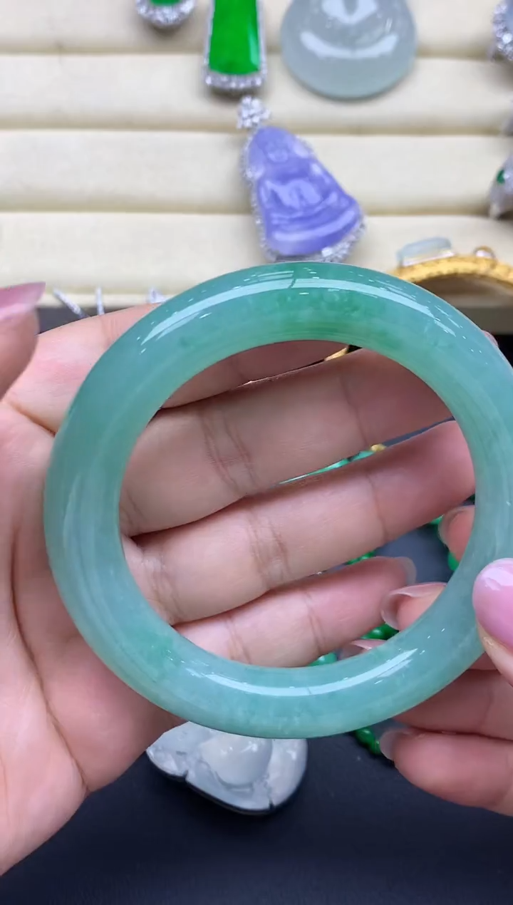 翡翠手镯未镶嵌638-春日珠宝