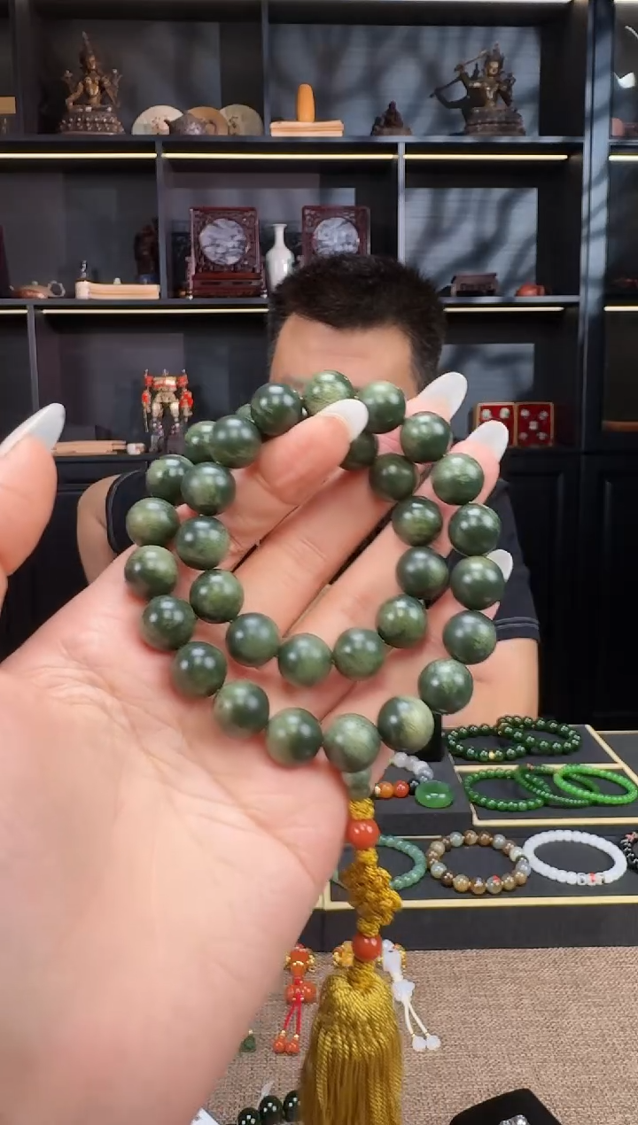 和田玉未镶嵌颈饰12mm青玉手持