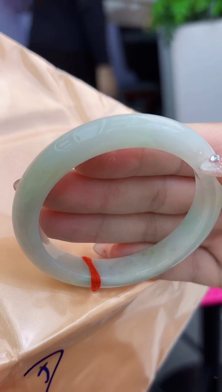 【闪购商品】翡翠手镯未镶嵌翡翠手镯