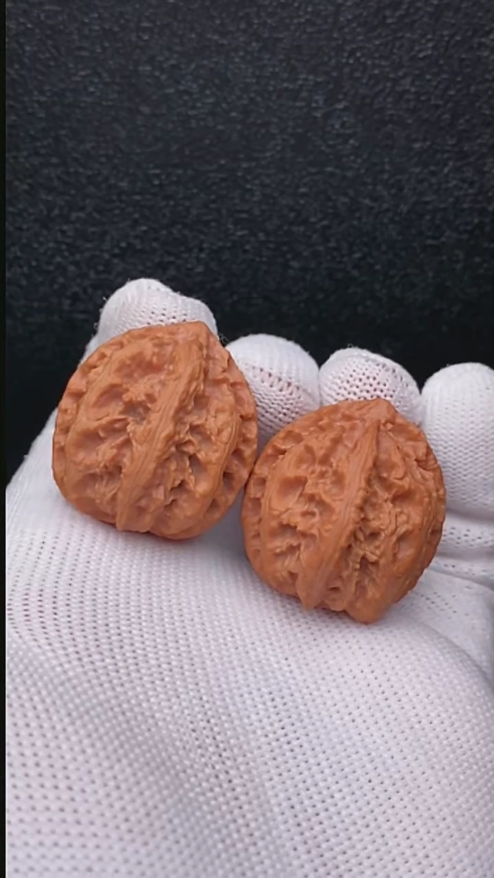 【闪购商品】文玩核桃把件粗筋暴龙