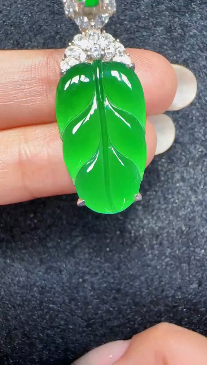 未镶嵌定制翡翠翡翠吊坠93