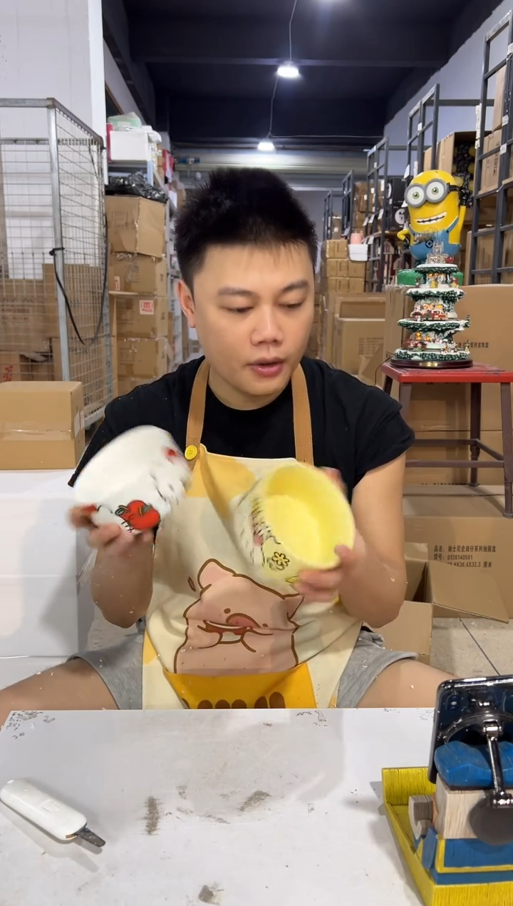 瓷片kt猫碗加布丁狗碗
