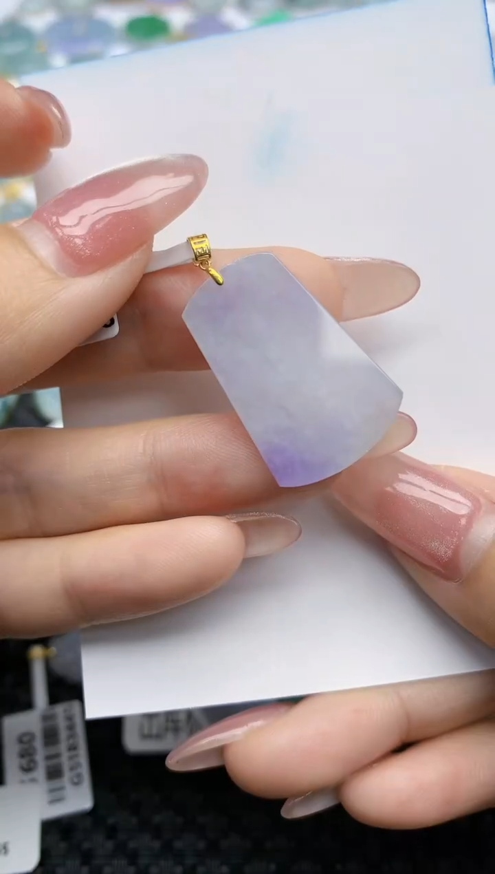 【闪购商品】翡翠挂件18K金镶嵌天然翡翠A货