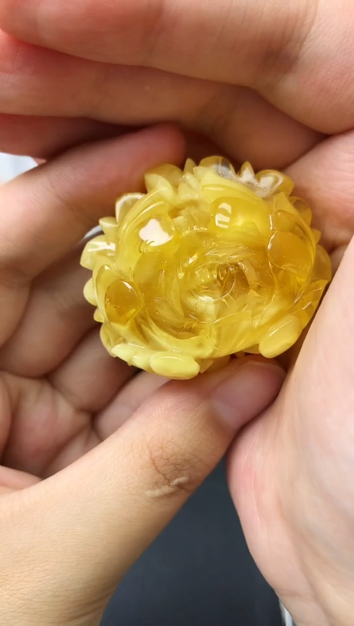 未镶嵌琥珀珠宝奇石63