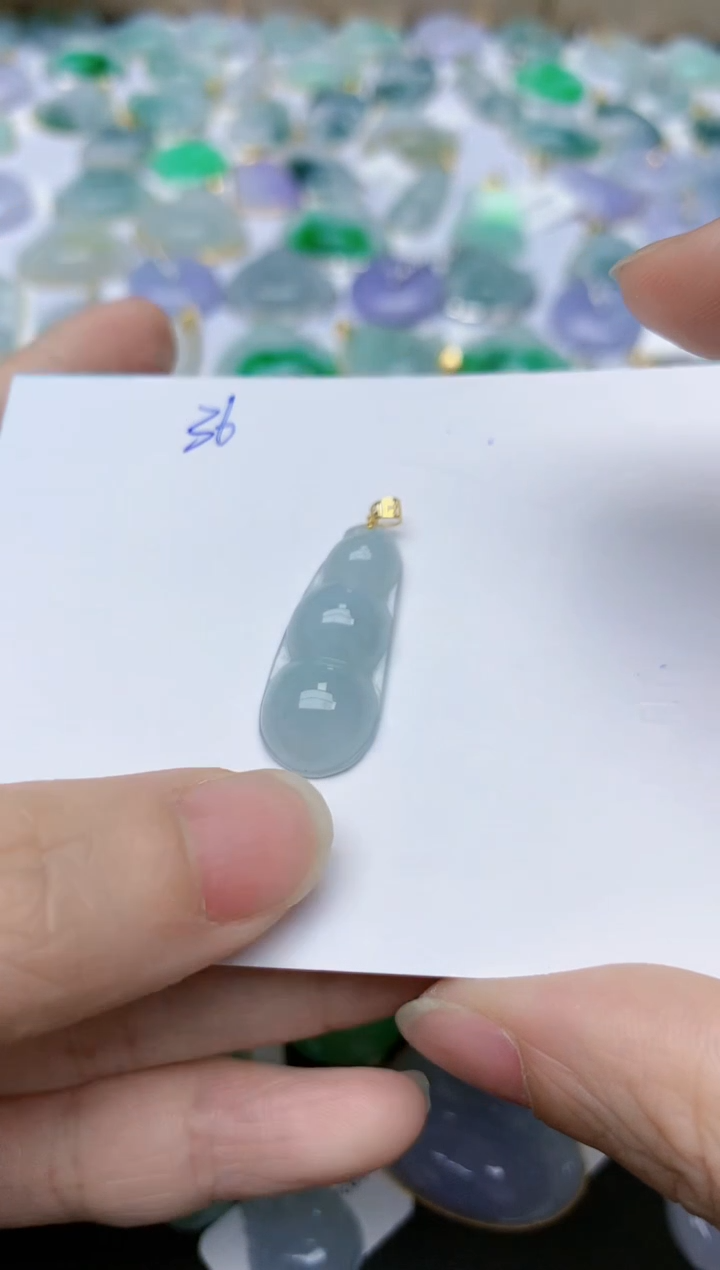 【闪购商品】翡翠颈饰18K金镶嵌天然翡翠A货    