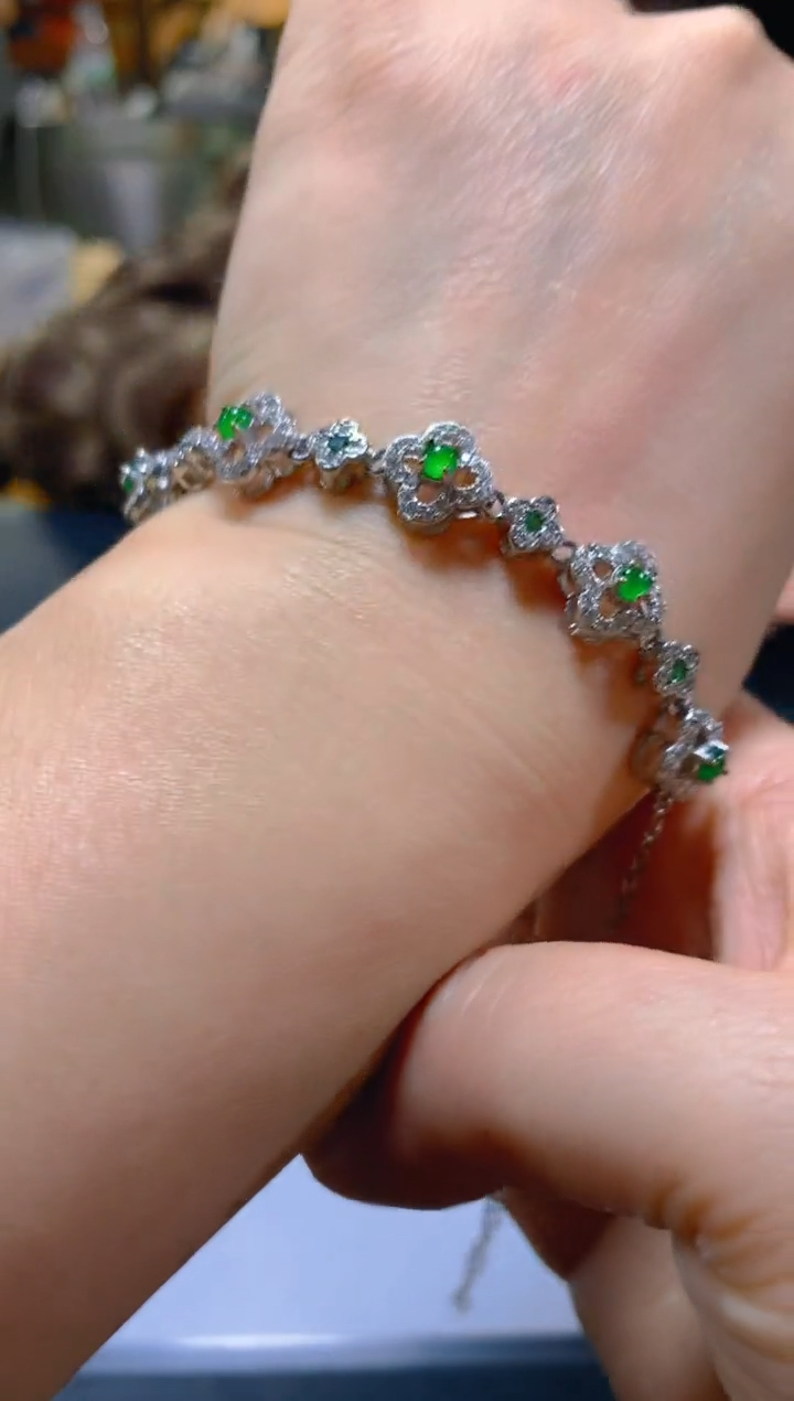 未镶嵌手链翡翠多样性发一