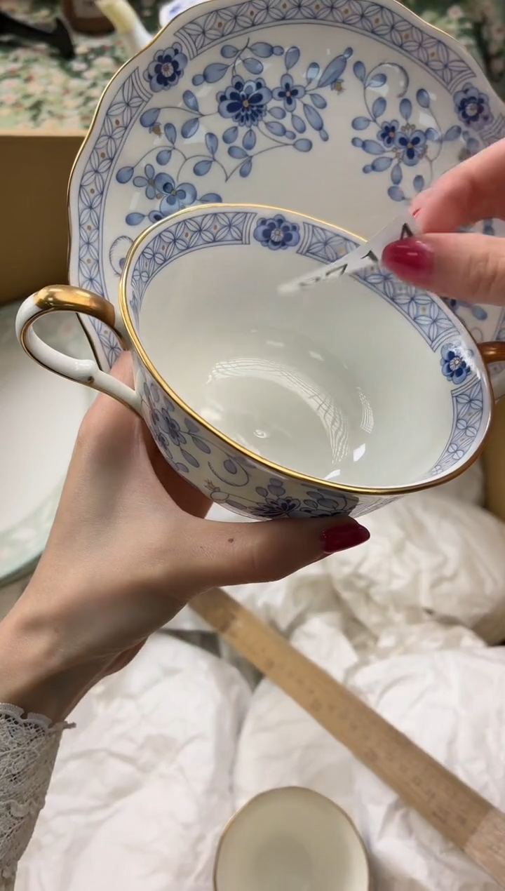 瓷片珍****人       B714