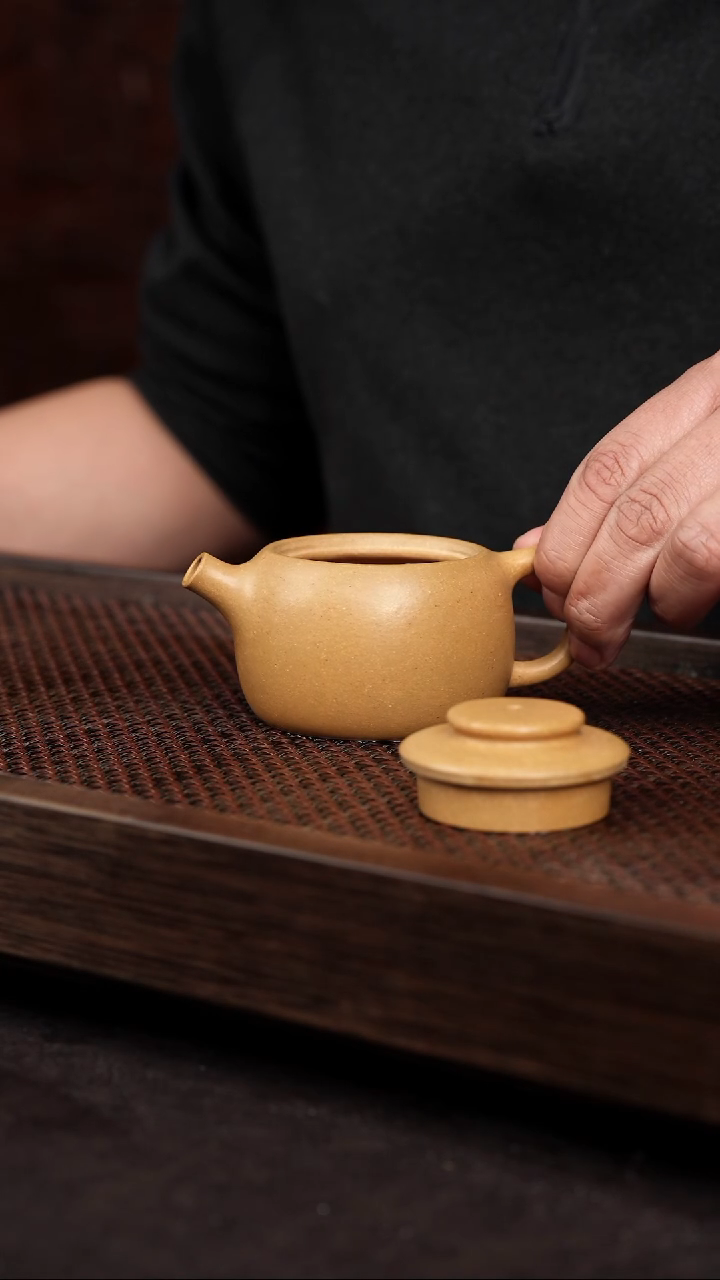 【闪购商品】紫砂茶壶黄金段矮巨轮