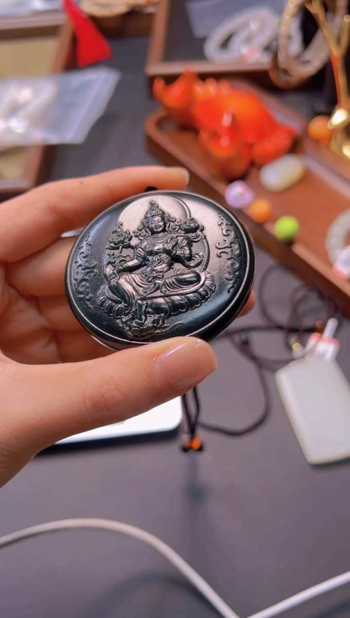 吊坠(不含链)未镶嵌和田玉石****陈HBHT000229