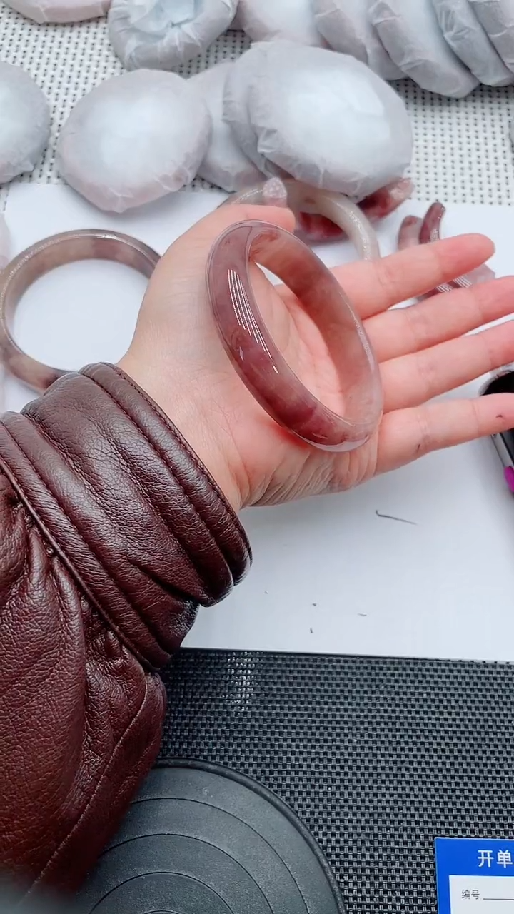 未镶嵌手镯石英质玉110-63-64