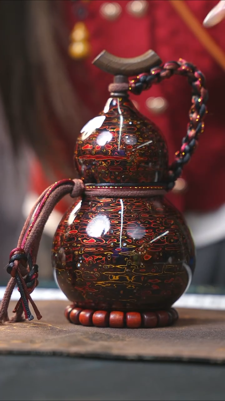 【闪购商品】WZ116漆艺酒葫芦不包手串及旋转底座