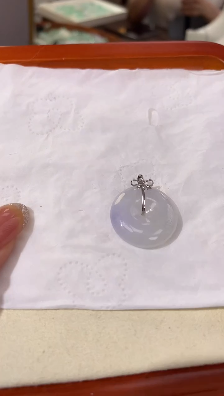 【闪购商品】翡翠颈饰18K金镶嵌天然缅甸a货翡翠