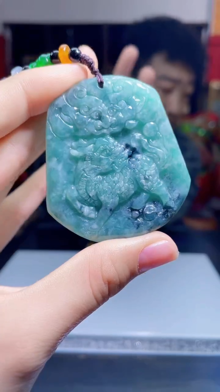 【闪购商品】翡翠吊坠(不含链)未镶嵌S161