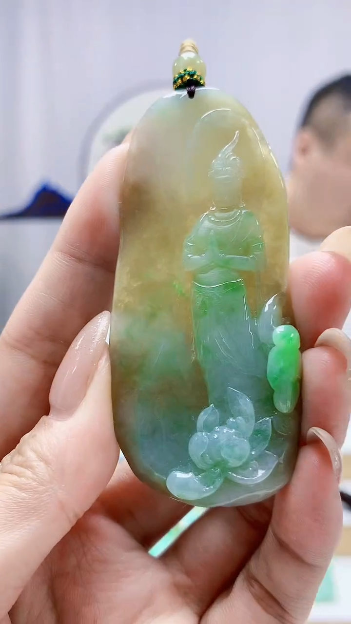 未镶嵌定制翡翠4898MM-毛货挂件154