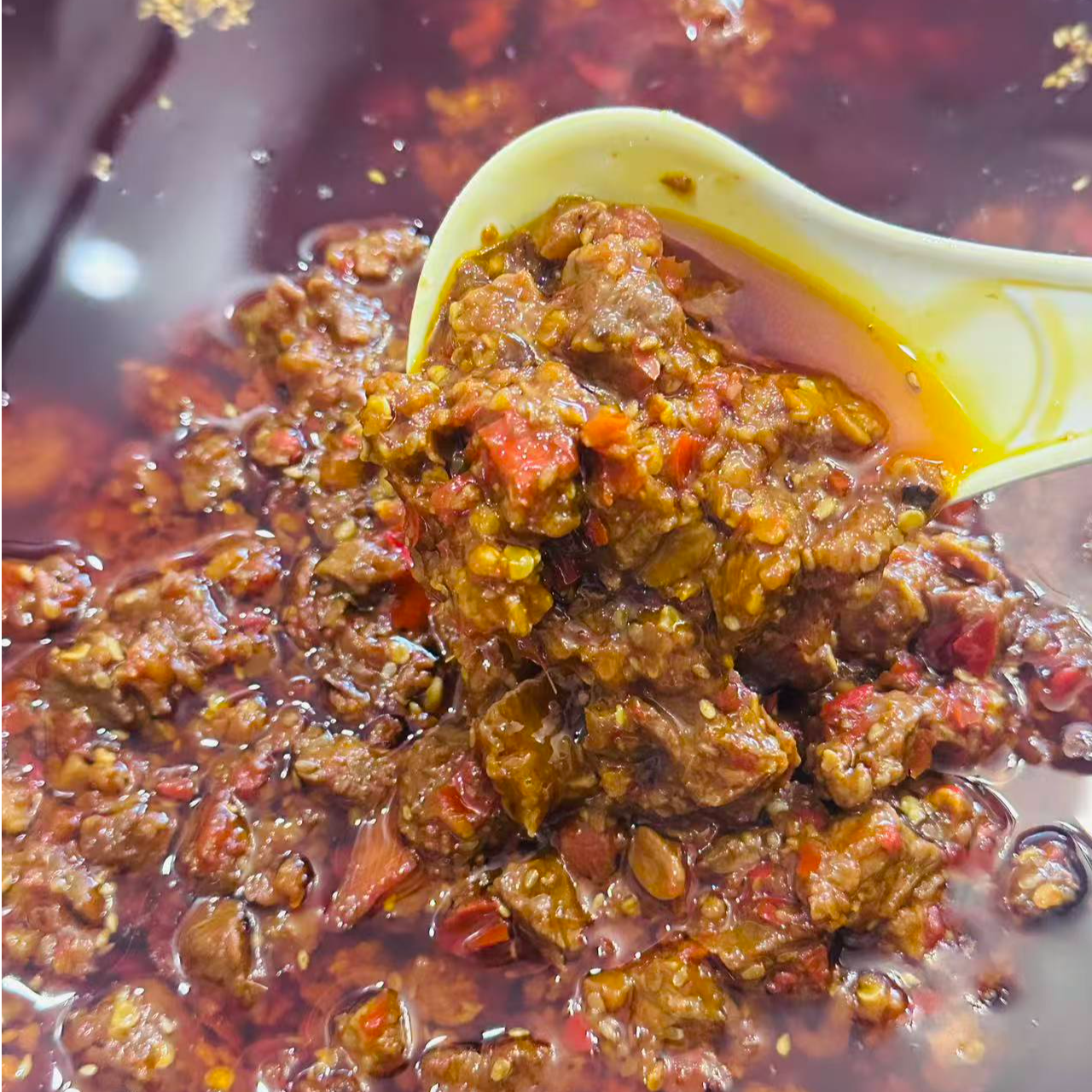 牛肉酱辣椒酱拌饭酱拌面酱开胃下饭神器安徽特产香辣好吃酱