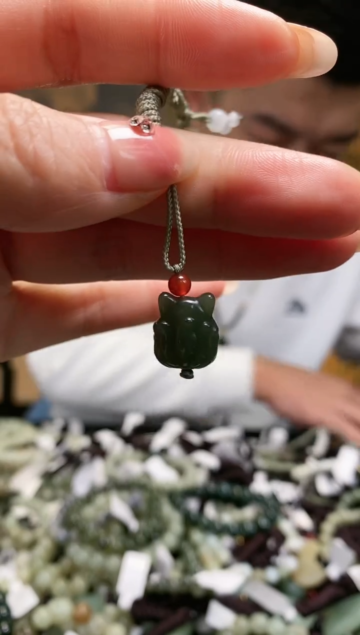 【闪购商品】和田玉颈饰未镶嵌多样性发货，拍一发一