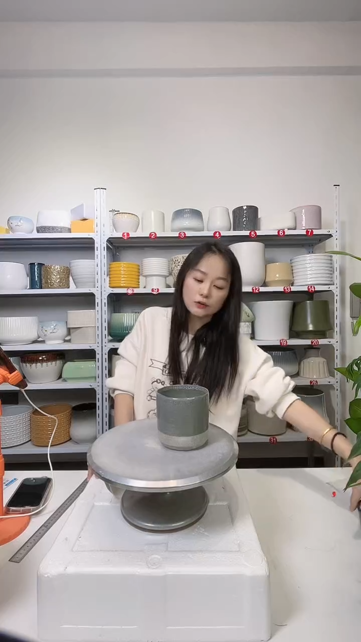 【闪购商品】陶瓷圆形水泥灰9*9（2个）