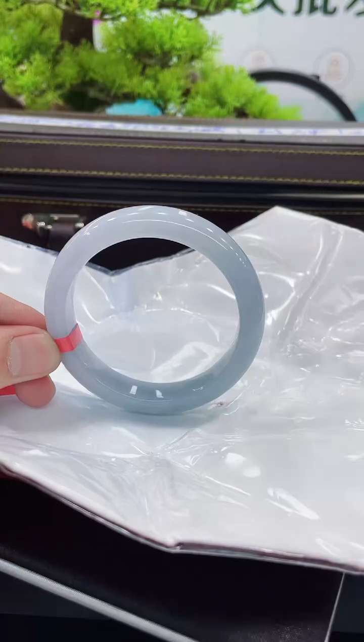 【闪购商品】翡翠手镯未镶嵌手镯