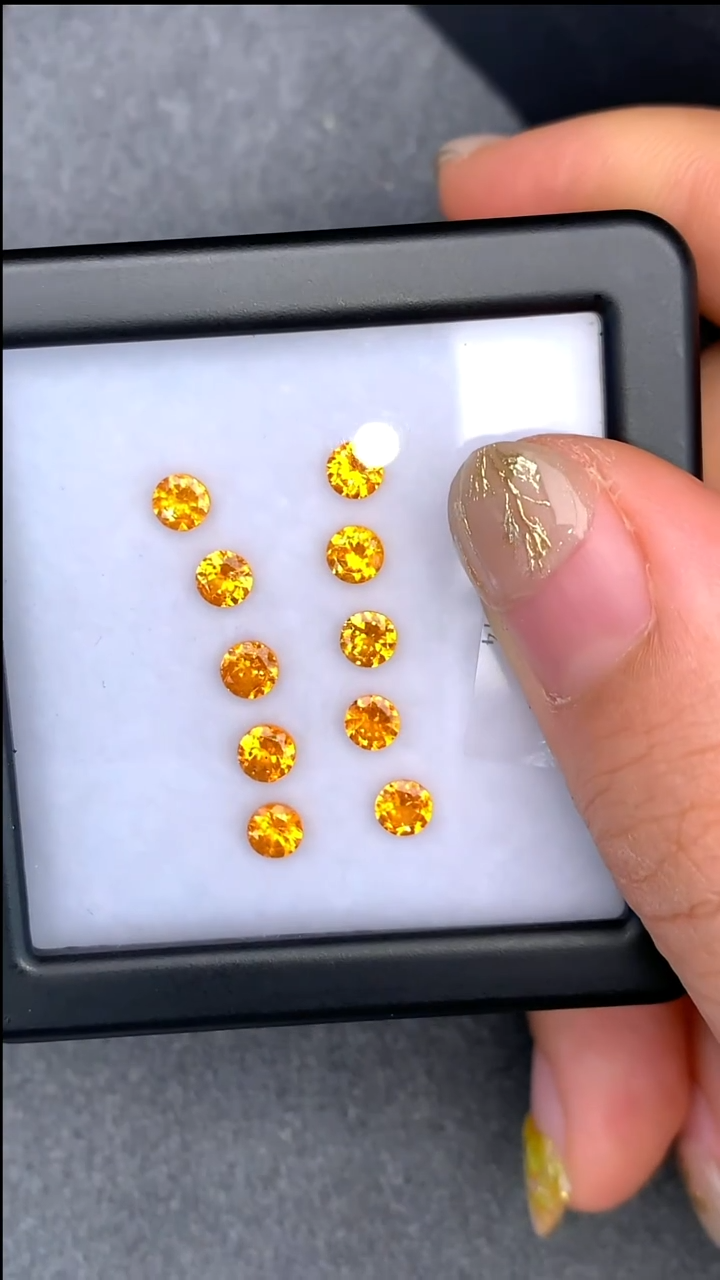 【闪购商品】石榴石无未镶嵌10颗