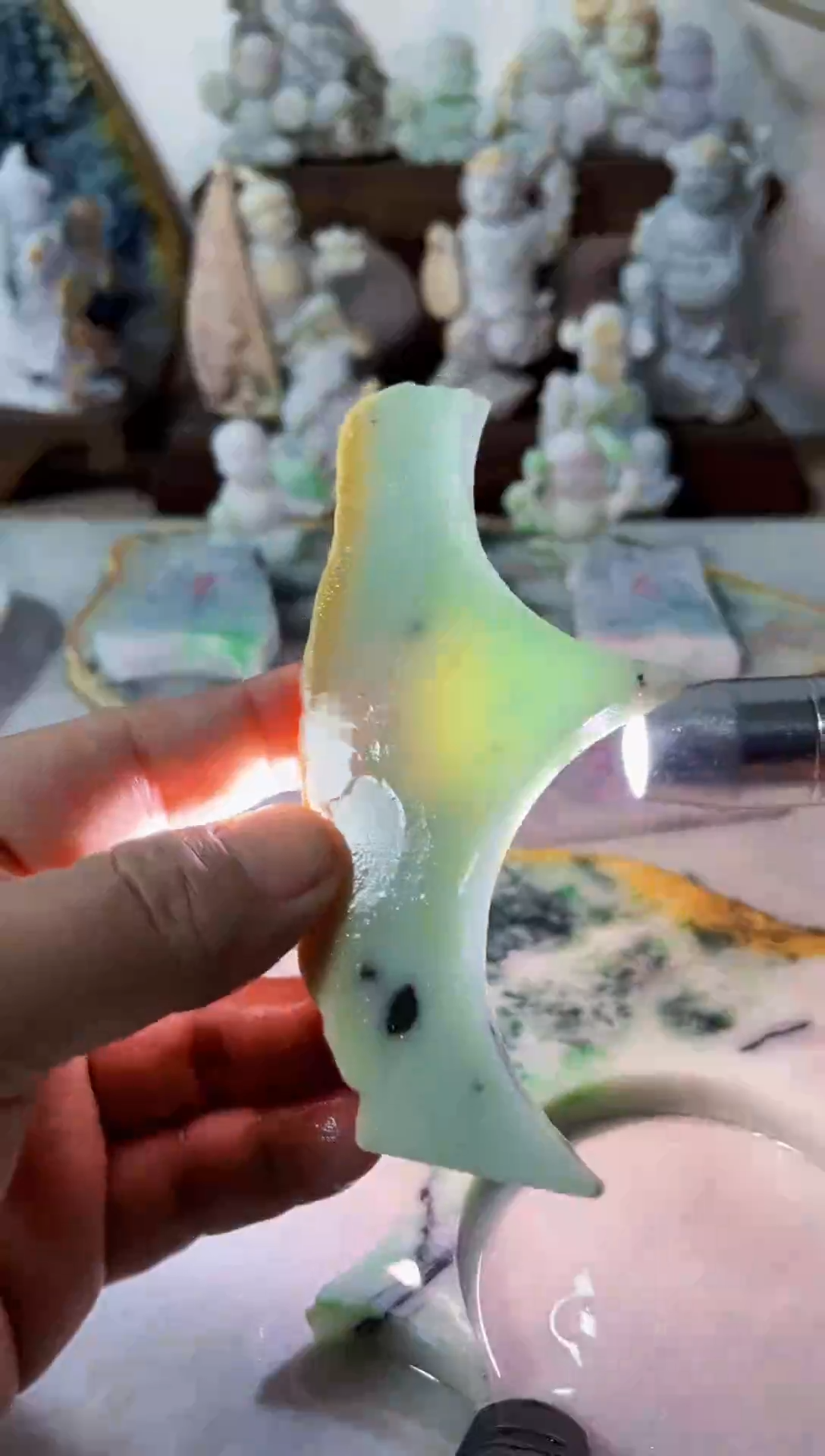 【闪购商品】翡翠吊坠(不含链)未镶嵌A1010