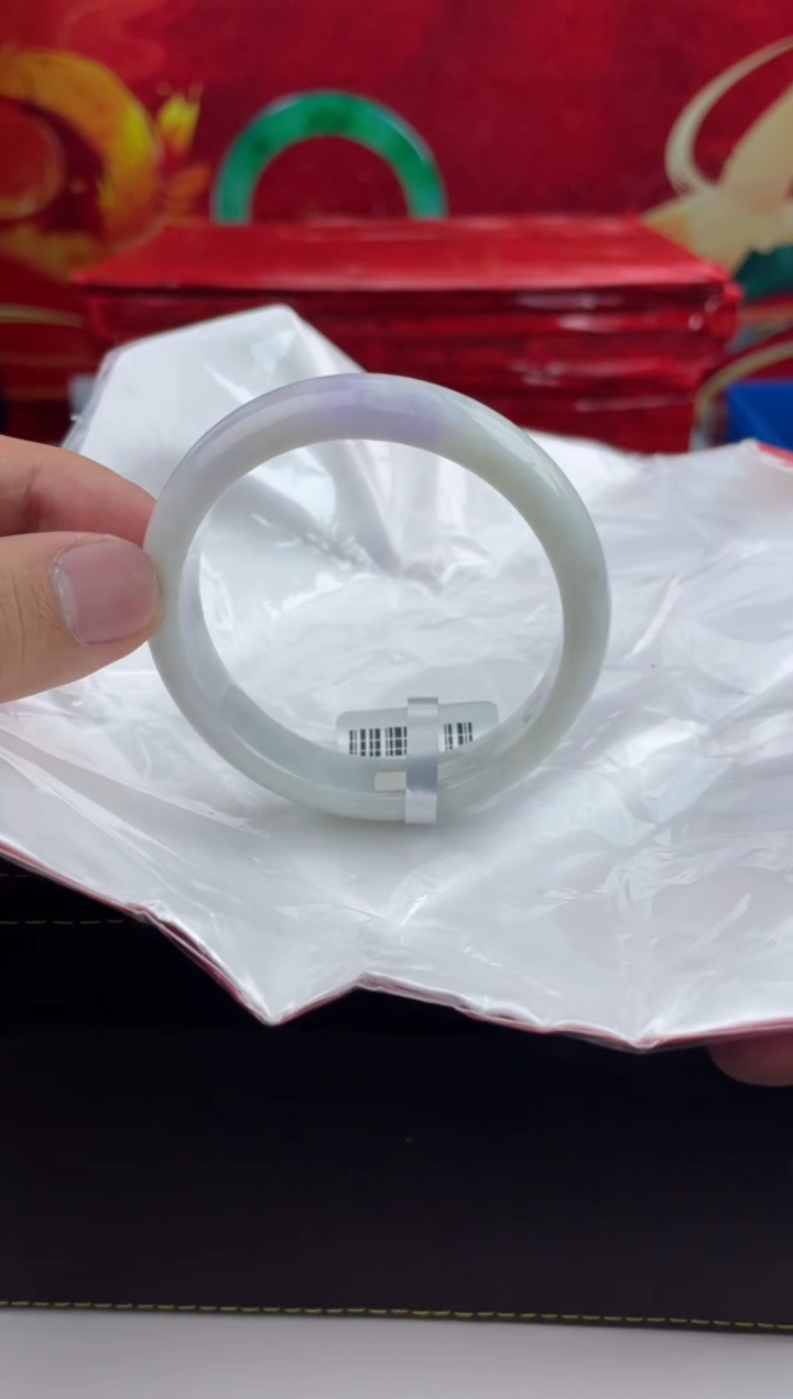 【闪购商品】翡翠手镯未镶嵌22翡翠手镯（微瑕）