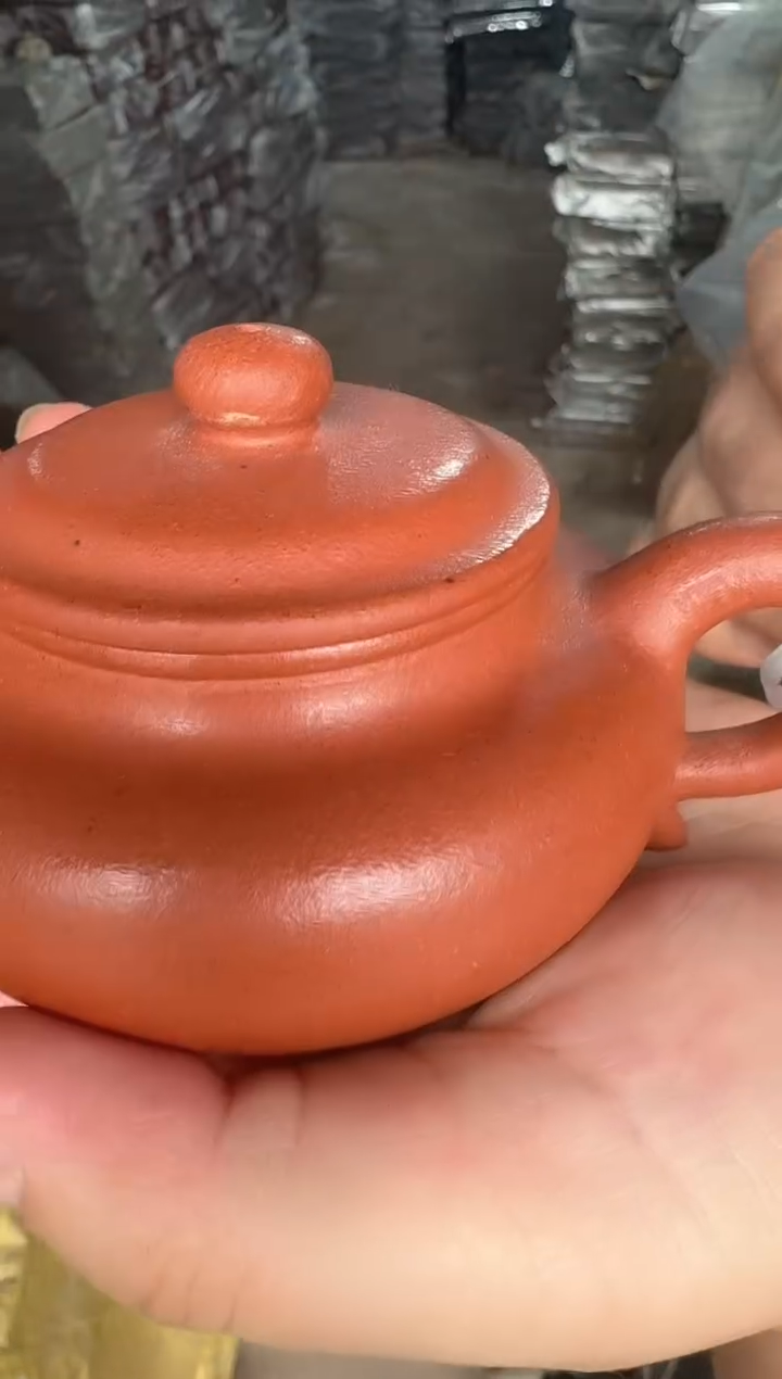 茶壶紫砂龙山朱砂仿古