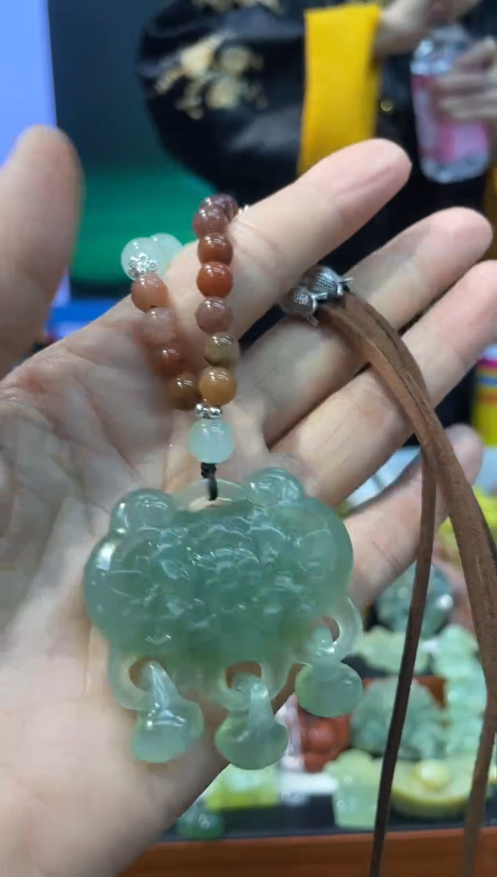 【闪购商品】岫玉吊坠未镶嵌多样性发货*拍一发一·