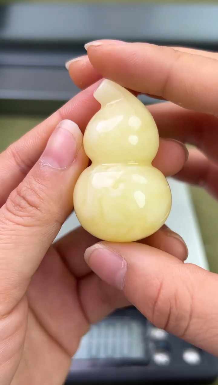 裸石琥珀未镶嵌琥珀蜜蜡吊坠