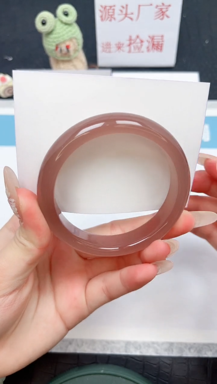 【闪购商品】石英质玉手镯未镶嵌36-58