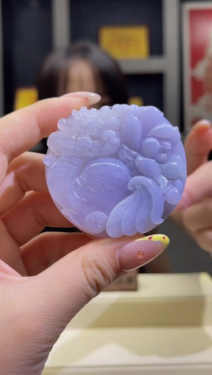 翡翠未镶嵌颈饰MFC0808119